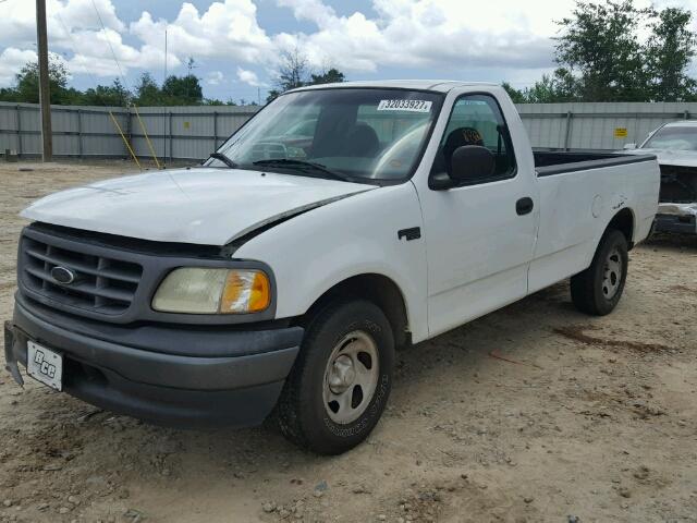 1FTRF172X2NB09235 - 2002 FORD F150 WHITE photo 2