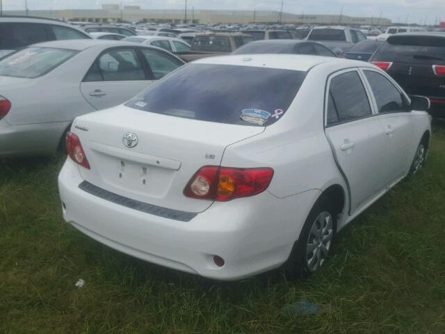 1NXBU40E09Z165256 - 2009 TOYOTA COROLLA BA WHITE photo 4