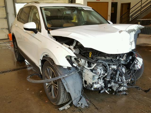 3VV2B7AX1JM012908 - 2018 VOLKSWAGEN TIGUAN SE WHITE photo 1