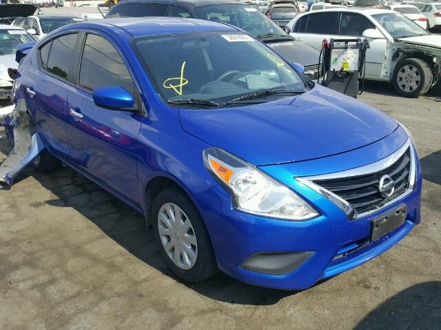 3N1CN7APXFL828512 - 2015 NISSAN VERSA S BLUE photo 1