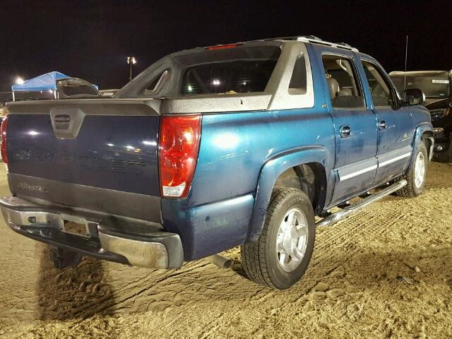 3GNEC12Z85G273020 - 2005 CHEVROLET AVALANCHE BLUE photo 4