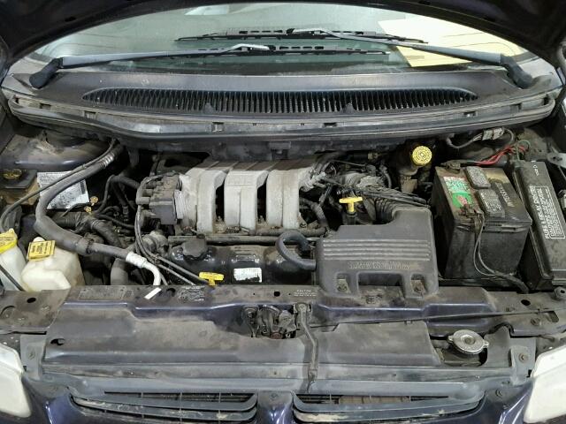 2B4GP25R8XR262987 - 1999 DODGE CARAVAN PURPLE photo 7