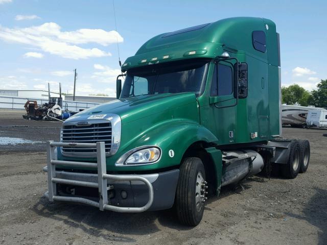 1FUJA6CK75PN31561 - 2005 FREIGHTLINER CONVENTION GREEN photo 2