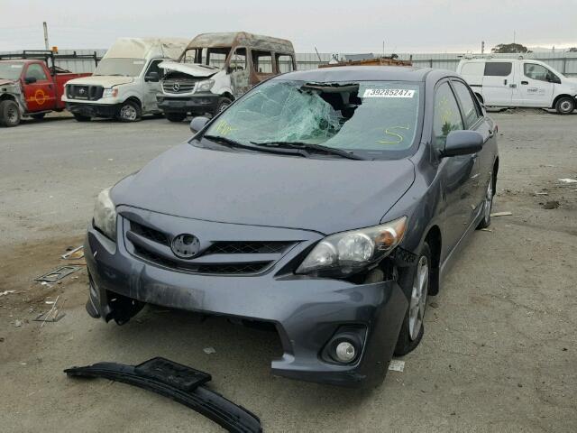 2T1BU4EE9BC656103 - 2011 TOYOTA COROLLA BA SILVER photo 2