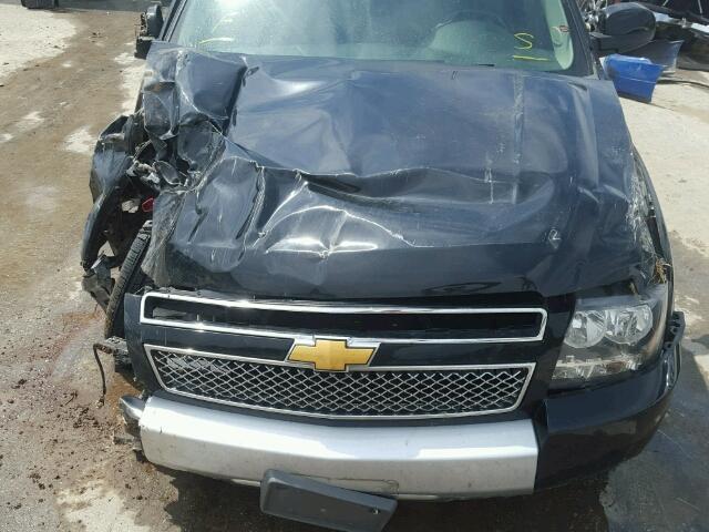 1GNSKBE06CR226249 - 2012 CHEVROLET TAHOE BLACK photo 7