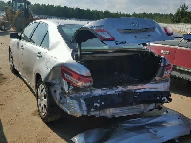 4T1BF3EK3AU023393 - 2010 TOYOTA CAMRY BASE SILVER photo 3