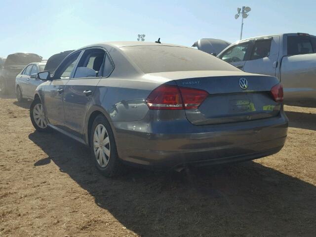 1VWAP7A39DC117868 - 2013 VOLKSWAGEN PASSAT S GRAY photo 3