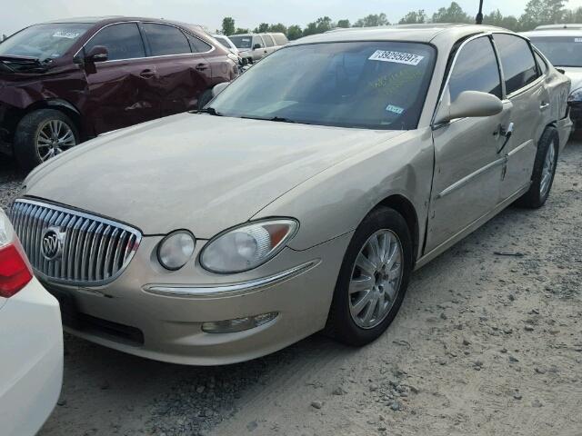 2G4WD582281368712 - 2008 BUICK LACROSSE C TAN photo 2