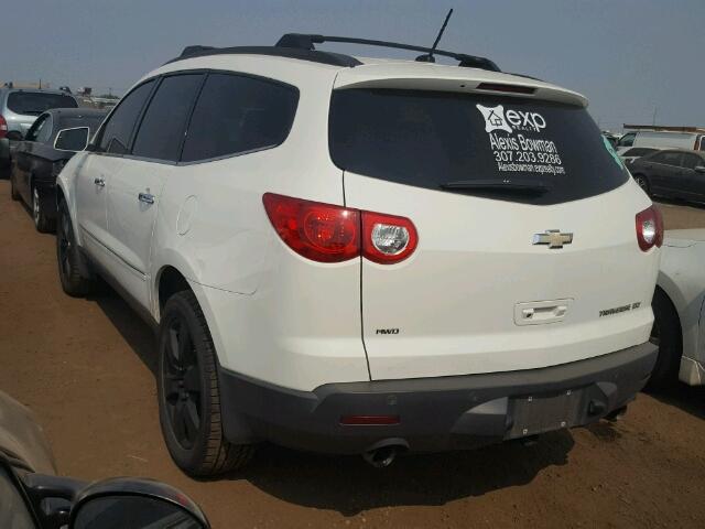 1GNKVLEDXBJ226686 - 2011 CHEVROLET TRAVERSE WHITE photo 3