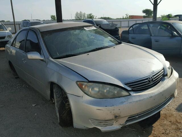 4T1BE32K95U613577 - 2005 TOYOTA CAMRY LE ვერცხლისფერი ფოტო 1
