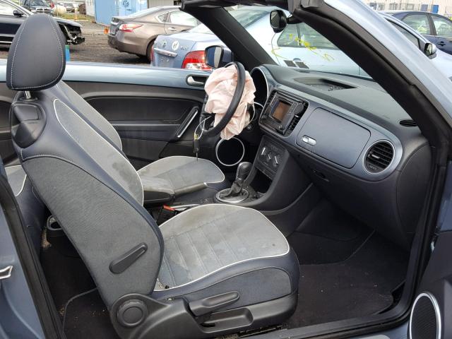 3VW517AT9GM812180 - 2016 VOLKSWAGEN BEETLE S/S 蓝色 照片 5