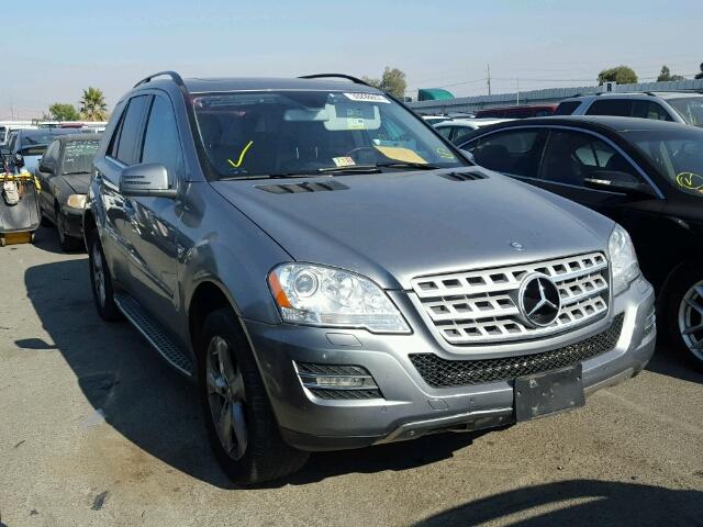 4JGBB2FB5BA633819 - 2011 MERCEDES-BENZ ML 350 BLU SILVER photo 1