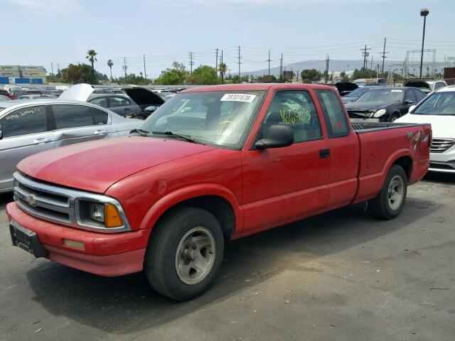1GCCS1944T8179149 - 1996 CHEVROLET S TRUCK S1 RED photo 2