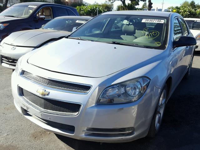 1G1ZB5EB8AF153726 - 2010 CHEVROLET MALIBU LS ვერცხლისფერი ფოტო 2