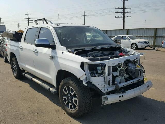 5TFAY5F15GX530623 - 2016 TOYOTA TUNDRA CRE WHITE photo 1