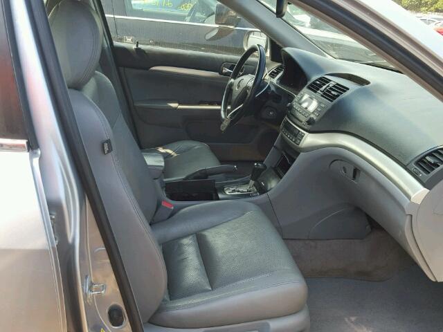 JH4CL96875C017629 - 2005 ACURA TSX SILVER photo 5