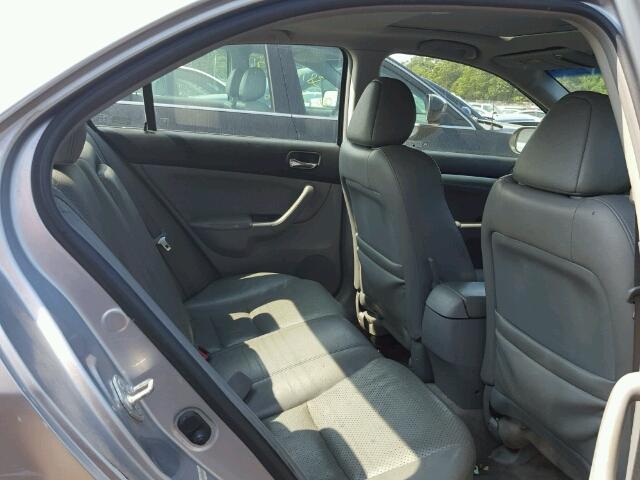 JH4CL96875C017629 - 2005 ACURA TSX SILVER photo 6