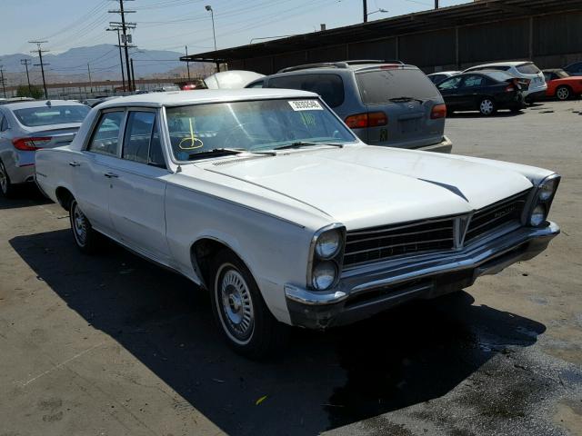 235695Z108436 - 1965 PONTIAC TEMPEST WHITE photo 1