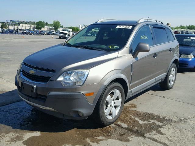 3GNAL2EK6CS577394 - 2012 CHEVROLET CAPTIVA SP SILVER photo 2