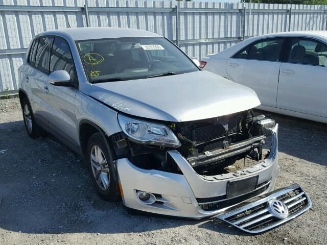 WVGBV7AX2AW524579 - 2010 VOLKSWAGEN TIGUAN SE SILVER photo 1