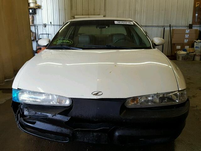 1G3WS52H32F246299 - 2002 OLDSMOBILE INTRIGUE G WHITE photo 9