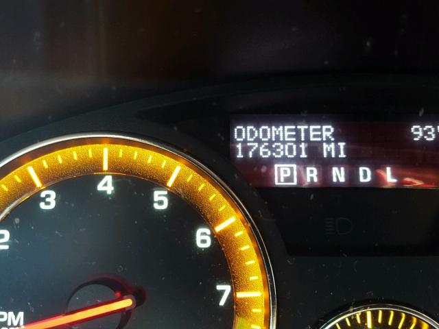 5GZEV23727J129176 - 2007 SATURN OUTLOOK XR თეთრი ფოტო 8