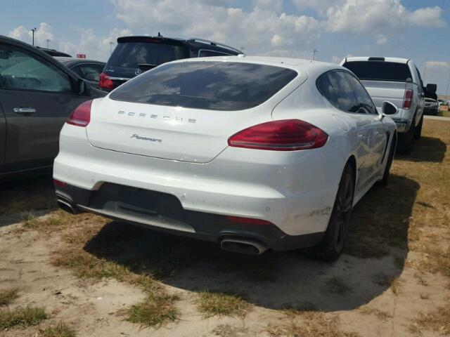 WP0AA2A73FL001210 - 2015 PORSCHE PANAMERA WHITE photo 4