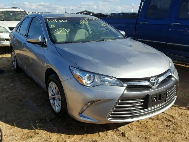 4T4BF1FK1FR494720 - 2015 TOYOTA CAMRY SILVER photo 1