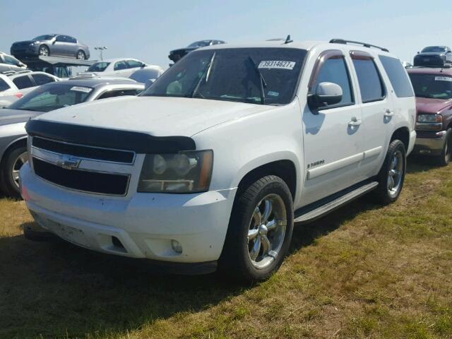 1GNFC13J37R215817 - 2007 CHEVROLET TAHOE C150 WHITE photo 2