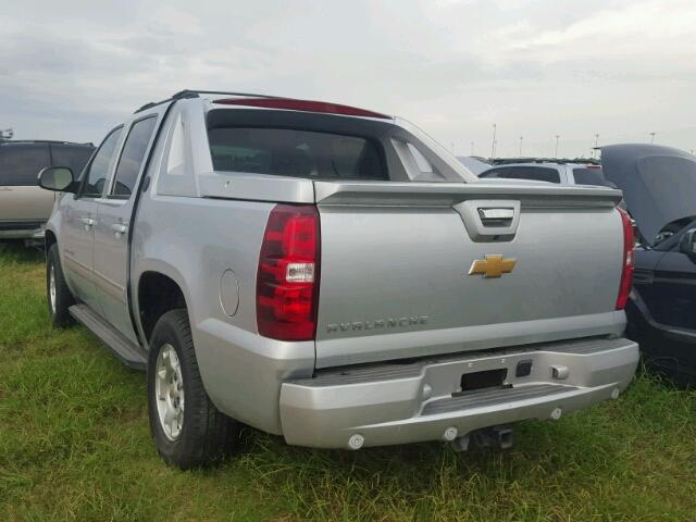 3GNTKEE78DG321450 - 2013 CHEVROLET AVALANCHE GRAY photo 3