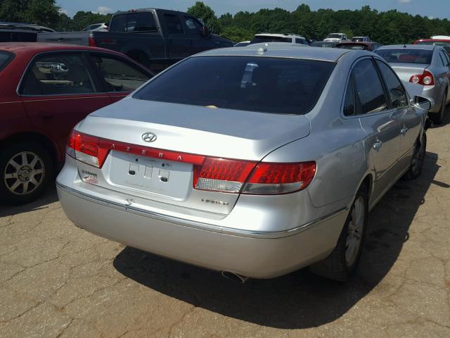 KMHFC46F67A187801 - 2007 HYUNDAI AZERA SE GRAY photo 4