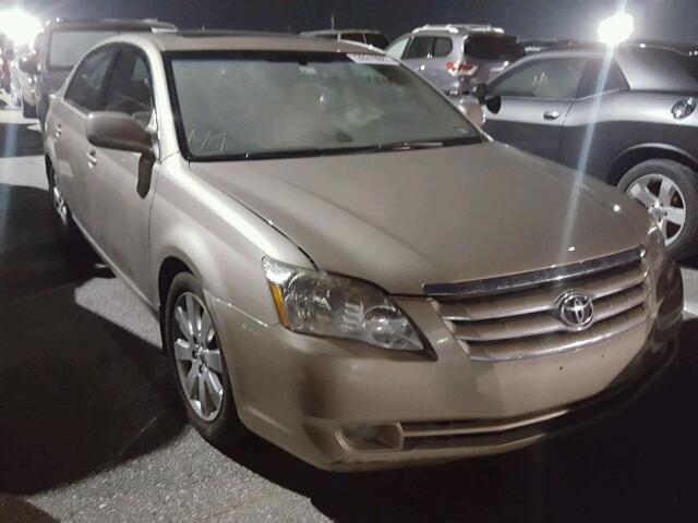 4T1BK36B55U007227 - 2005 TOYOTA AVALON XL GOLD photo 1