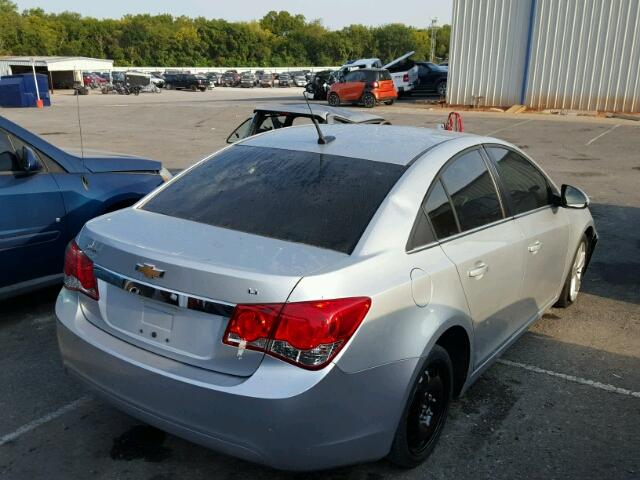 1G1PE5SB9E7391569 - 2014 CHEVROLET CRUZE LT SILVER photo 4