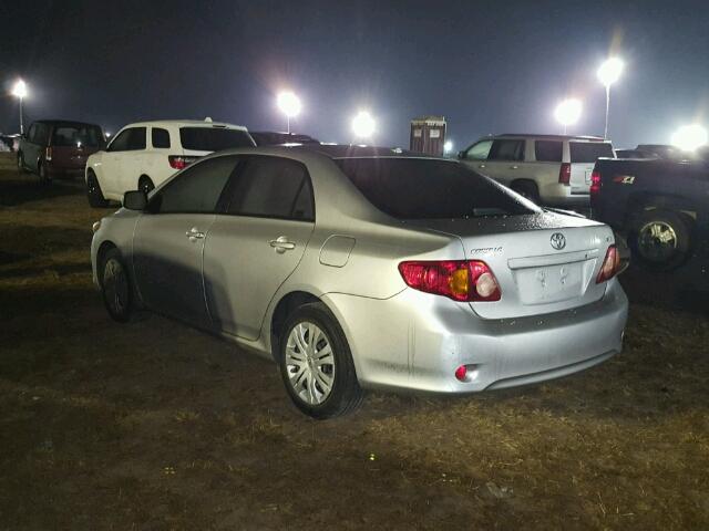 1NXBU40E49Z099472 - 2009 TOYOTA COROLLA SILVER photo 3