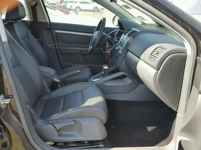 3VWRM71K68M044160 - 2008 VOLKSWAGEN JETTA SE Qara foto 5