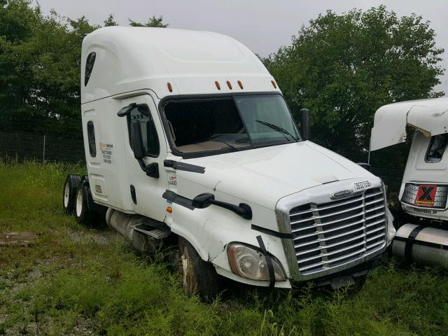 1FUJGLBG3GLHE9659 - 2016 FREIGHTLINER CASCADIA 1 WHITE photo 1