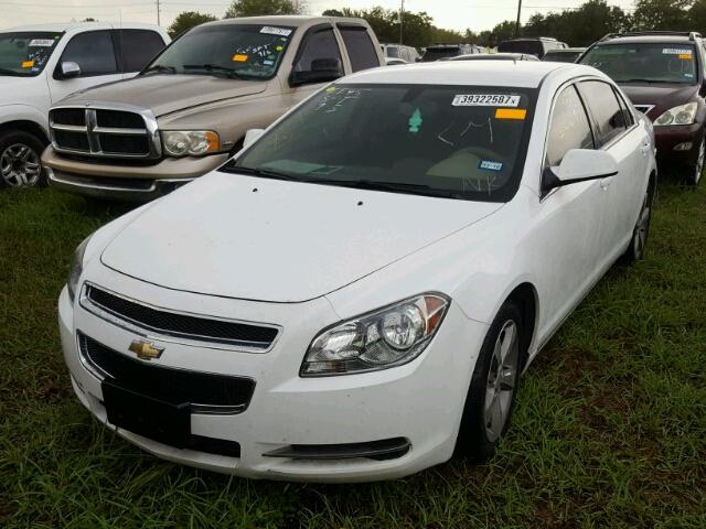 1G1ZC5E17BF320910 - 2011 CHEVROLET MALIBU WHITE photo 2