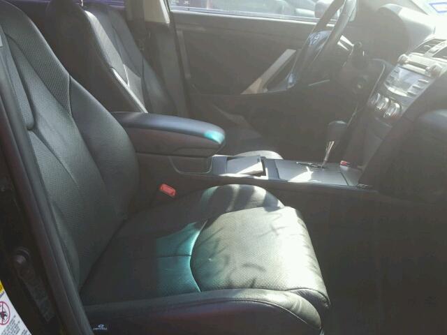 4T1BF3EKXBU163507 - 2011 TOYOTA CAMRY BASE BLACK photo 5