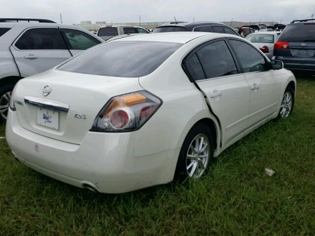 1N4AL2AP1AN511245 - 2010 NISSAN ALTIMA 2.5 WHITE photo 4