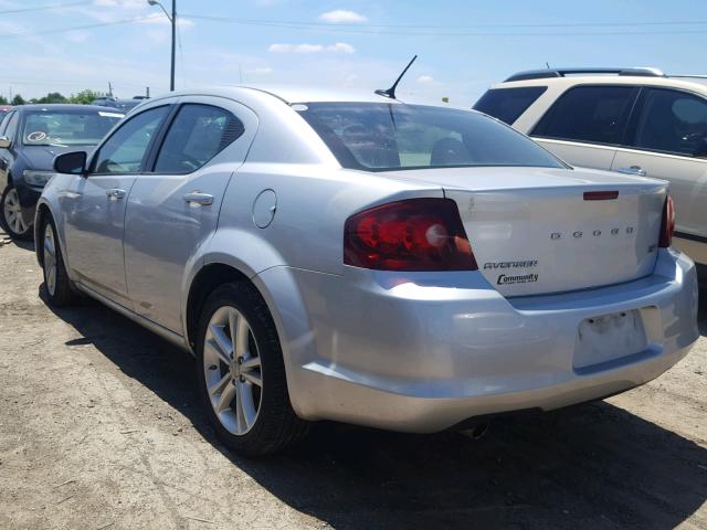 1B3BD2FG5BN591575 - 2011 DODGE AVENGER LU SILVER photo 3