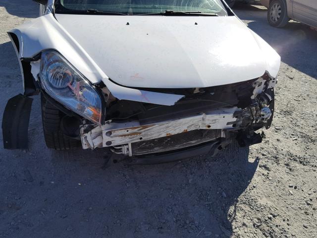 1G1ZC5EU2BF325779 - 2011 CHEVROLET MALIBU 1LT 白色 照片 9