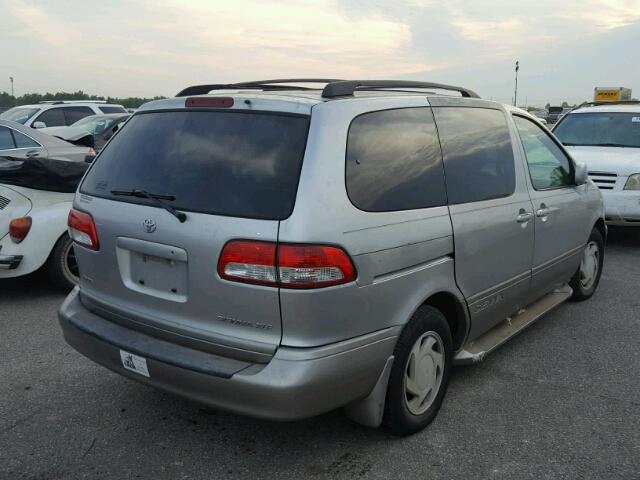 4T3ZF13C42U439945 - 2002 TOYOTA SIENNA LE SILVER photo 4