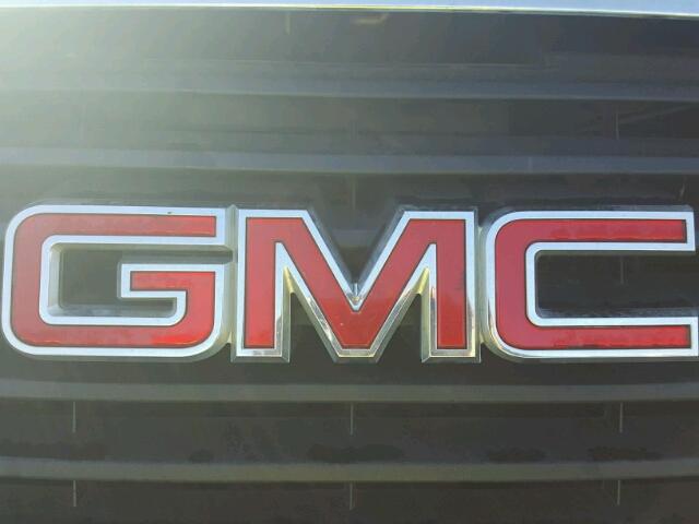 1GKEC33369R249890 - 2009 GMC YUKON SILVER photo 9