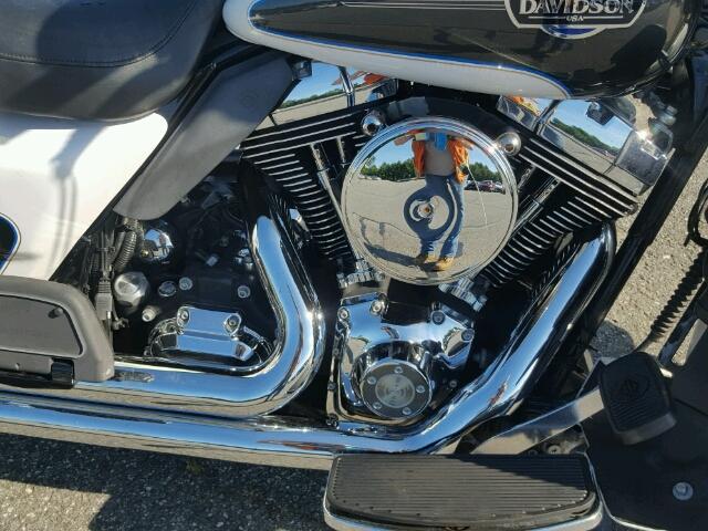 1HD1FC4198Y667930 - 2008 HARLEY-DAVIDSON FLHTCUI Ақ фото 7