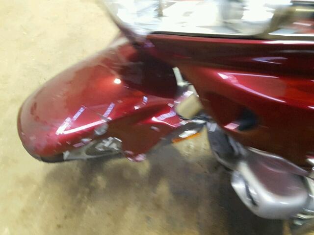 1HFSC47465A410244 - 2005 HONDA GL1800 A RED photo 10