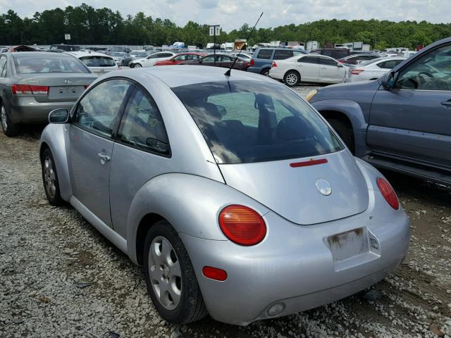 3VWCK21C12M450264 - 2002 VOLKSWAGEN NEW BEETLE 银色 照片 3