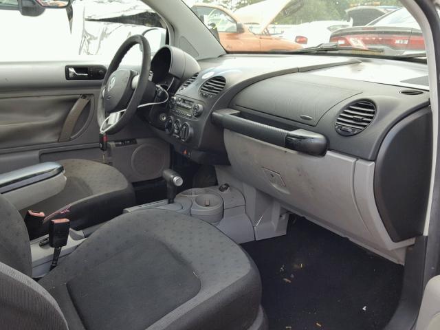 3VWCK21C12M450264 - 2002 VOLKSWAGEN NEW BEETLE 银色 照片 5