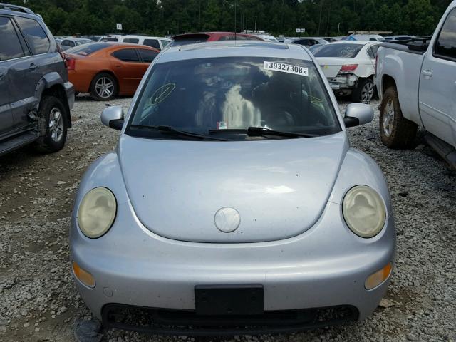 3VWCK21C12M450264 - 2002 VOLKSWAGEN NEW BEETLE 银色 照片 9