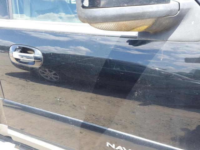 5LMFU28R03LJ33091 - 2003 LINCOLN NAVIGATOR შავი ფოტო 9