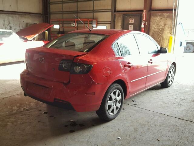 JM1BK12F581821708 - 2008 MAZDA 3 I RED photo 4